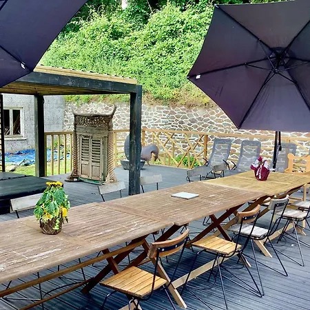 Maison Eclusiere Piscine Jacuzzi Fauteuil Massant Villa Carhaix-Plouguer